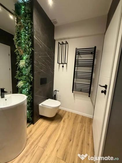 Apartament cu 2 camere decomandat în Calea Turzii