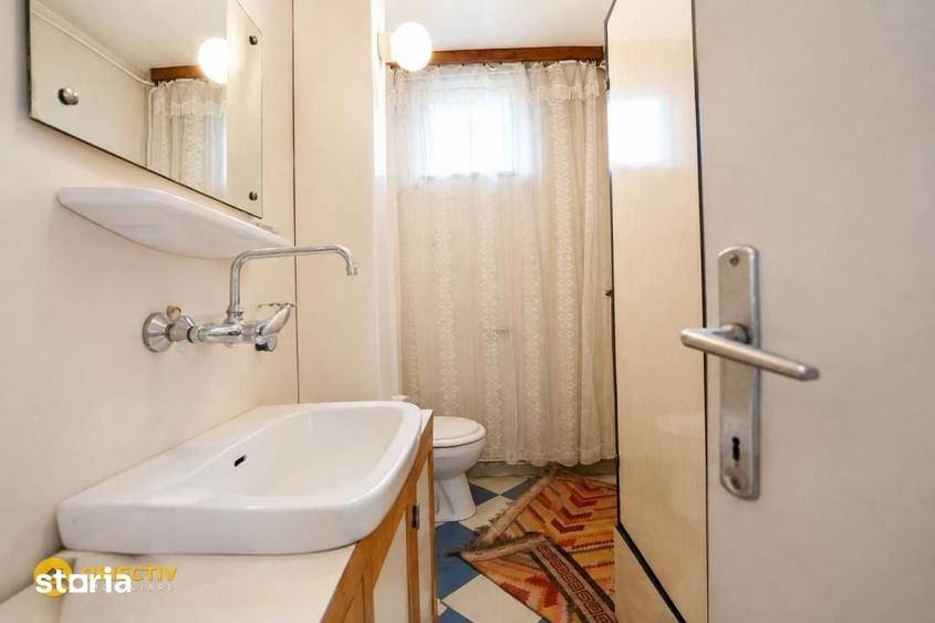 Apartament cu 3 camere decomandat în Dărmănești