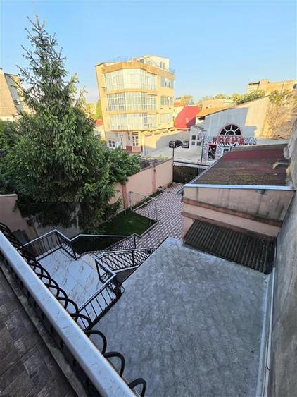 Vila 3 Nivele cu Spatiu Comercial Str. Cuza Voda - 18
