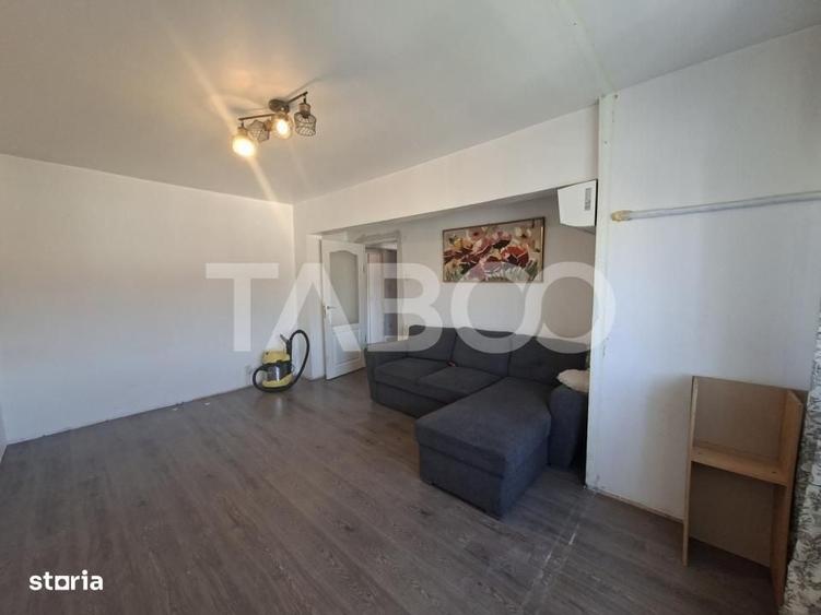Apartament cu 2 camere decomandat în Ștrand
