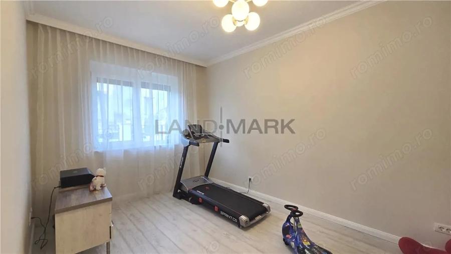 Casă cu Teren 640 Mp în Central