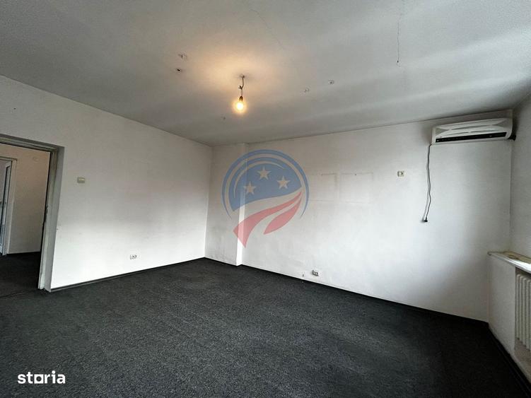 Casă cu 4 camere în Ultracentral
