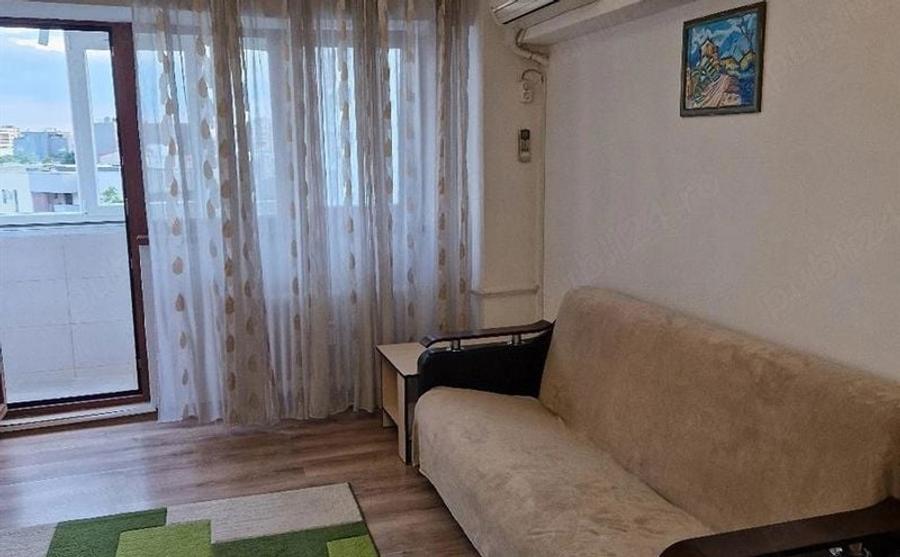 Apartament cu 2 camere semidecomandat în Ștefan cel Mare