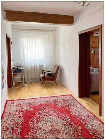 Casă individuală cu 6 camere cu Canalizare în Carierei