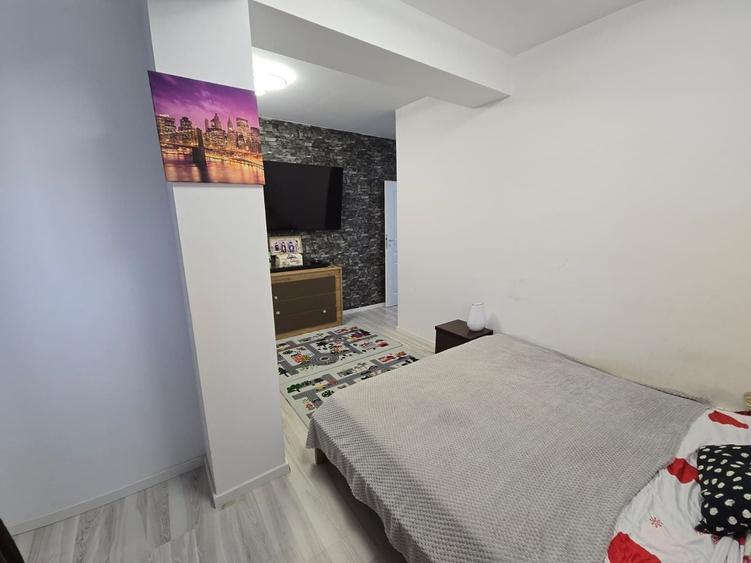 Casă individuală cu 4 camere cu Canalizare în Berceni