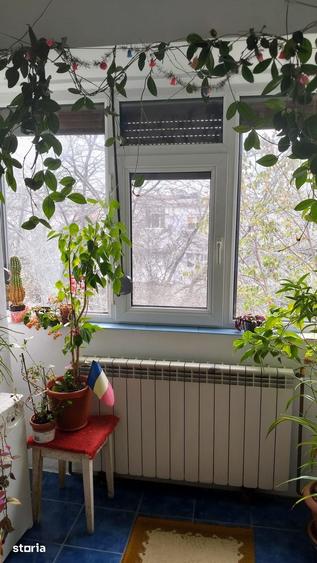 Apartament cu 3 camere decomandat în Țiglina 3