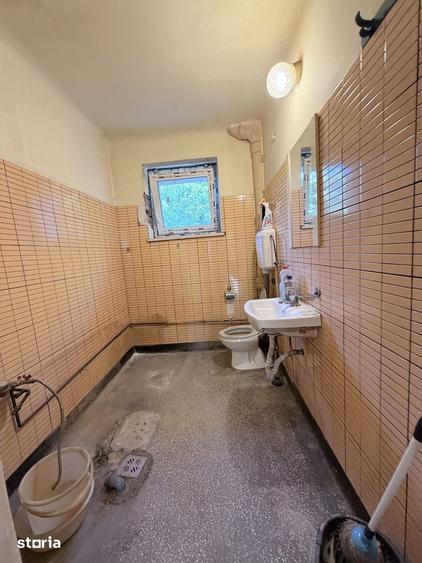 Apartament cu 2 camere decomandat în Piața Armatei