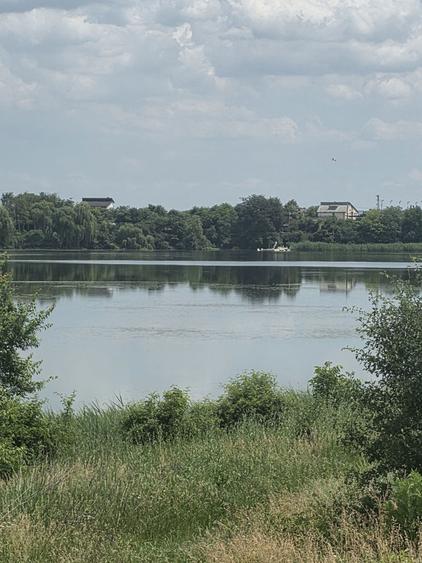 Teren de 3800 mp, în Samurcași