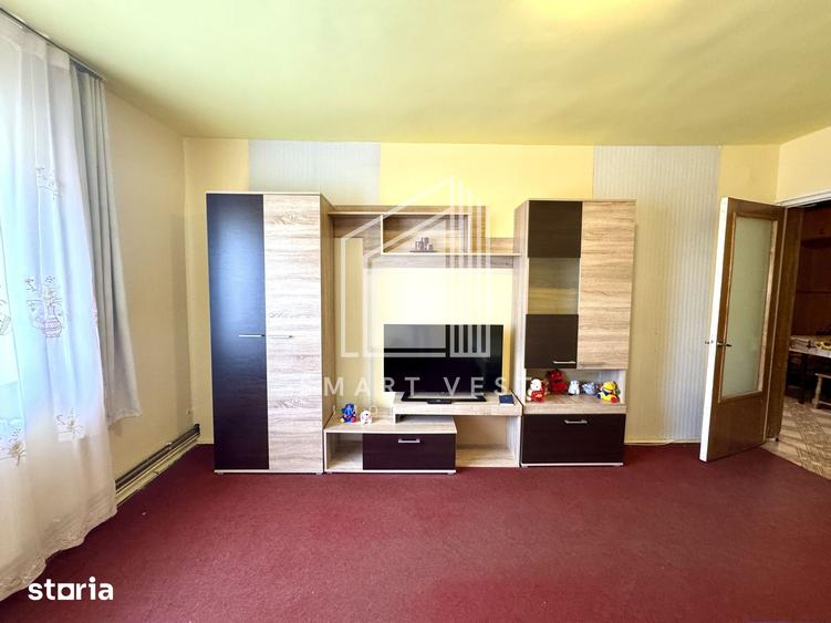 Apartament 3 camere | Etaj 3 cu lift | Zona Micro 15 - 20