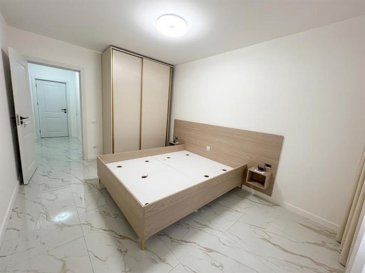 Apartament cu 2 camere decomandat, mobilat în Ipotești