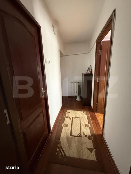 Apartament cu 3 camere decomandat în Micro 16