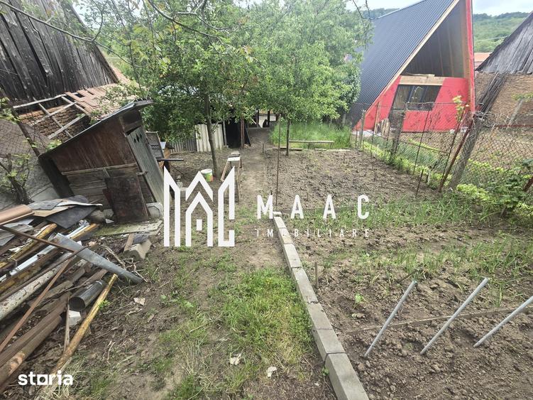 Casă cu 3 camere decomandat cu Teren 700 Mp în Central
