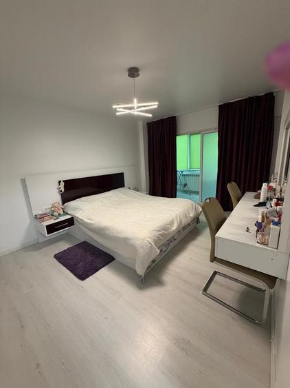 Apartament cu 2 camere decomandat în Petros