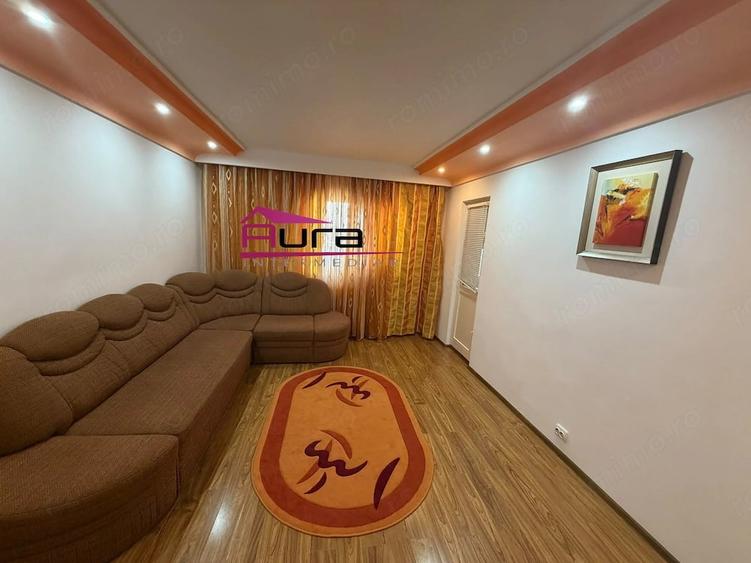 Apartament cu 3 camere decomandat în E3