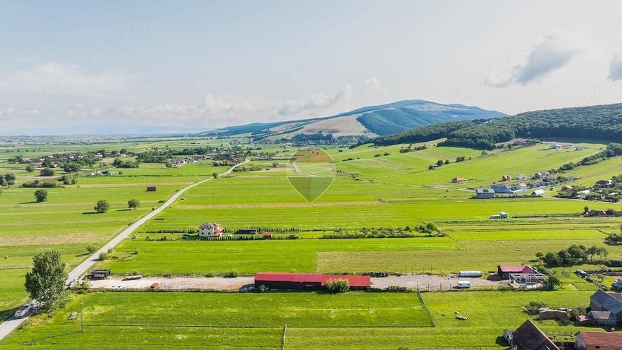 Spațiu comercial, de 754 mp, în Mărcuș