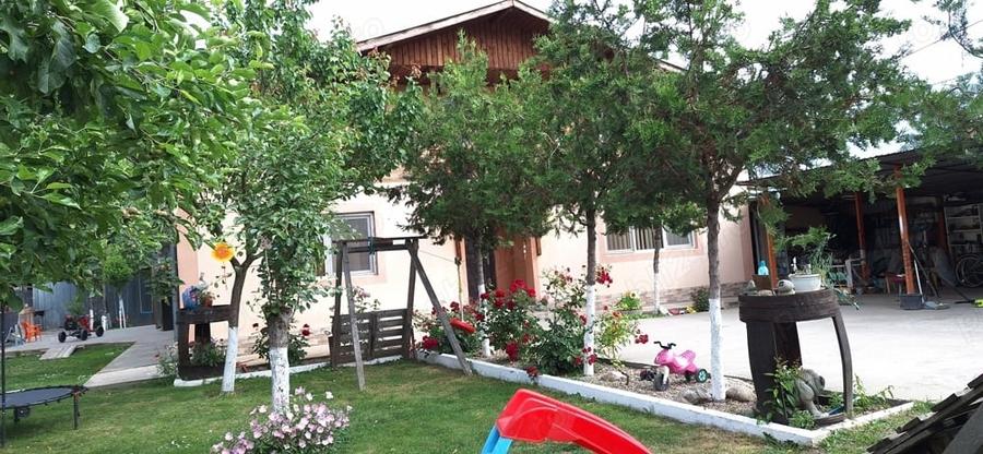 Casă în Dascălu
