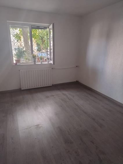 Apartament cu 2 camere semidecomandat în Rahova