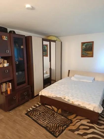 Apartament cu 2 camere decomandat în Lipovei