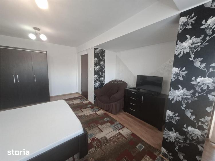Apartament cu 2 camere decomandat în Trei Stejari