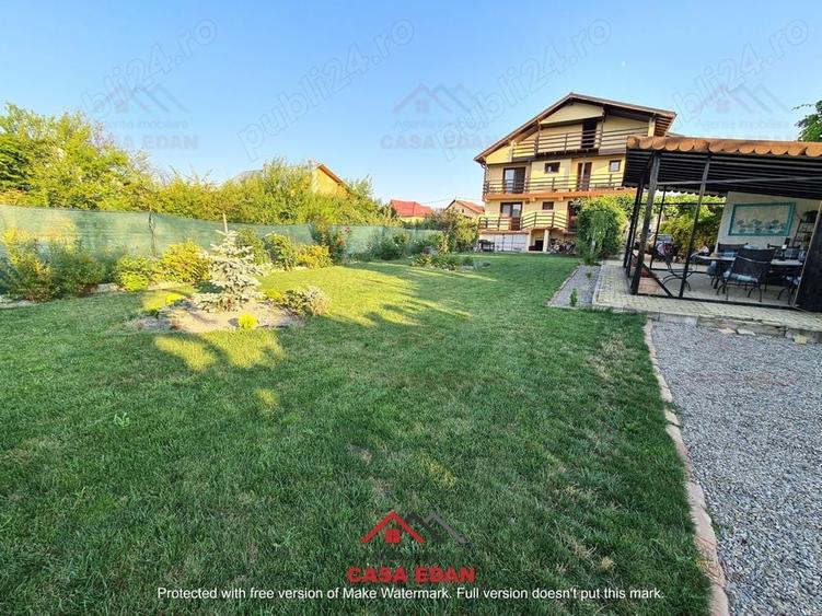 Casă cu 6 camere în Bănești