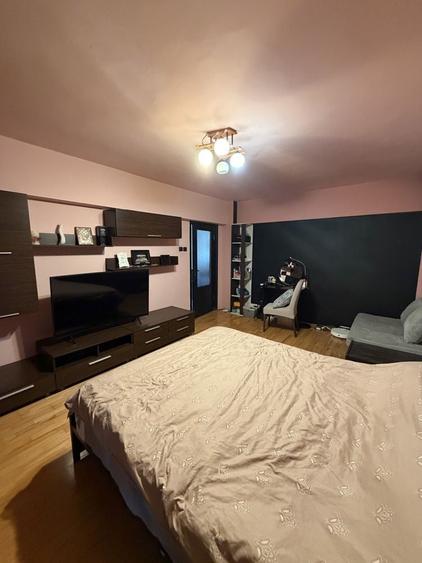 Apartament cu 2 camere decomandat în Buzaului