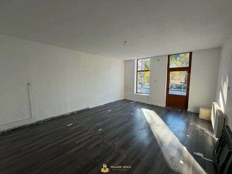 Spațiu comercial, de 173 mp, în Central