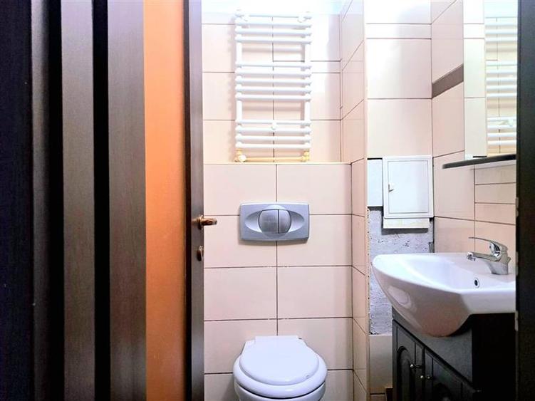 Apartament cu 3 camere decomandat, mobilat în Lenin