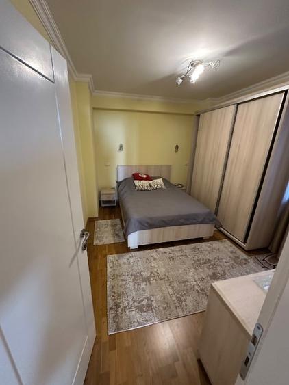 Apartament cu 3 camere decomandat, mobilat în Braytim