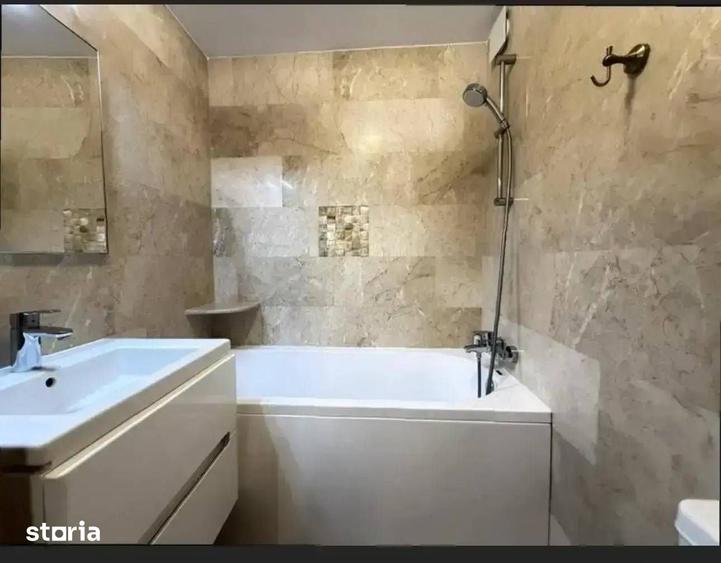 Apartament cu 3 camere în Aviatorilor