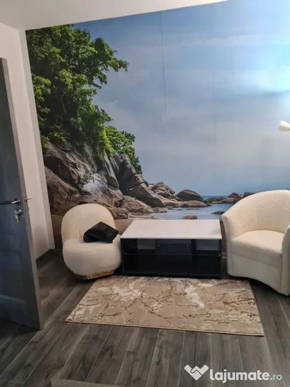 Apartament cu 2 camere decomandat în Democrației