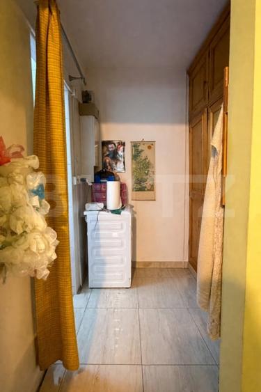 Apartament cu 3 camere decomandat, mobilat în Sângeorgiu de Mureș