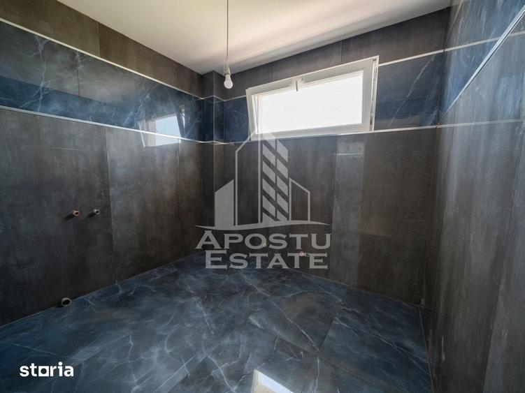 Casă cu 4 camere decomandat cu Teren 570 Mp în Giarmata