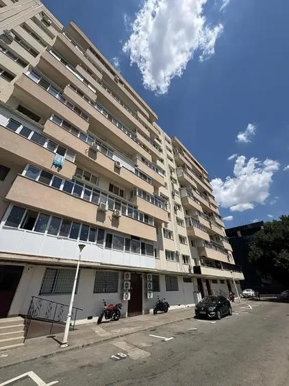 Apartament cu 3 camere decomandat, mobilat în Pantelimon