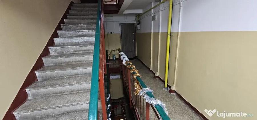 Apartament cu 2 camere decomandat în Anda