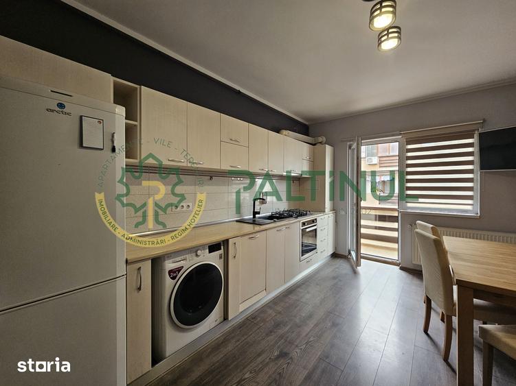 Apartament cu 3 camere decomandat în Turnișor