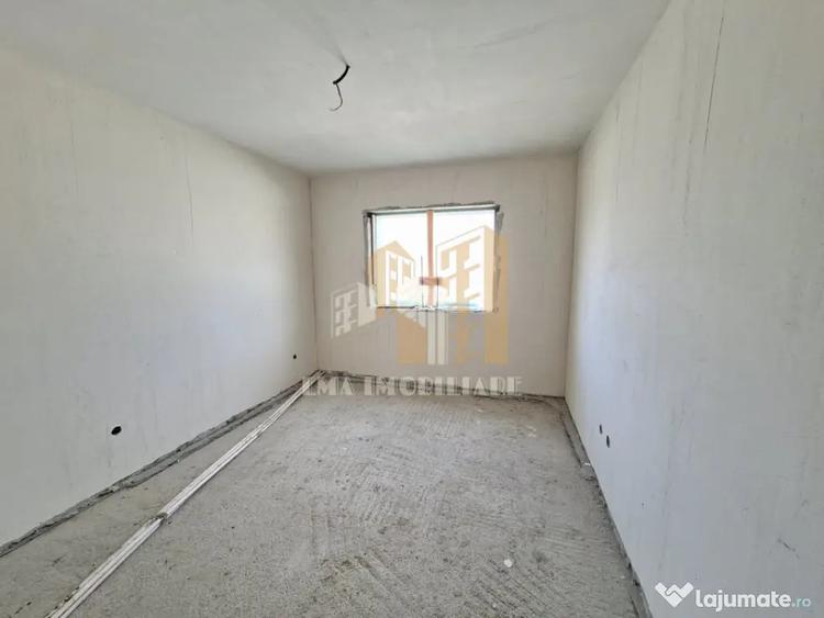 Casă cu 4 camere cu Canalizare în Sânpetru
