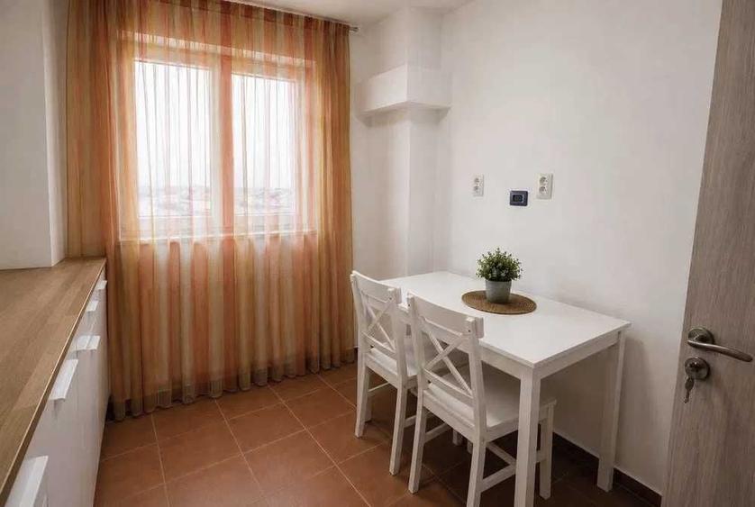 Apartament cu 2 camere semidecomandat în Mihai Bravu