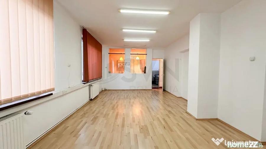 Casă cu 9 camere cu Teren 200 Mp în Pache Protopopescu