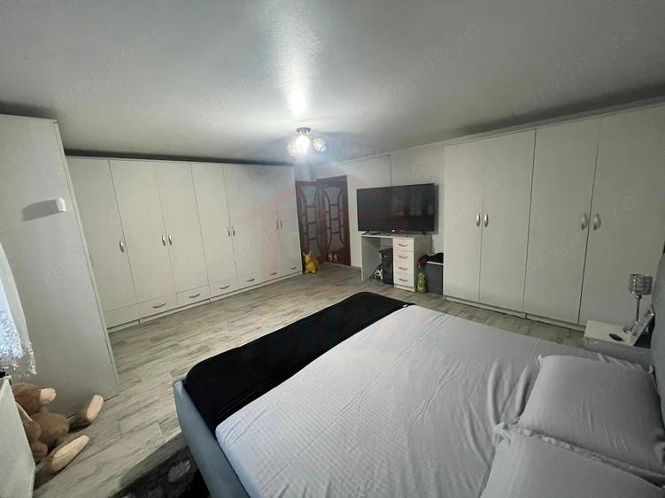 Casă cu Teren 300 Mp în Central