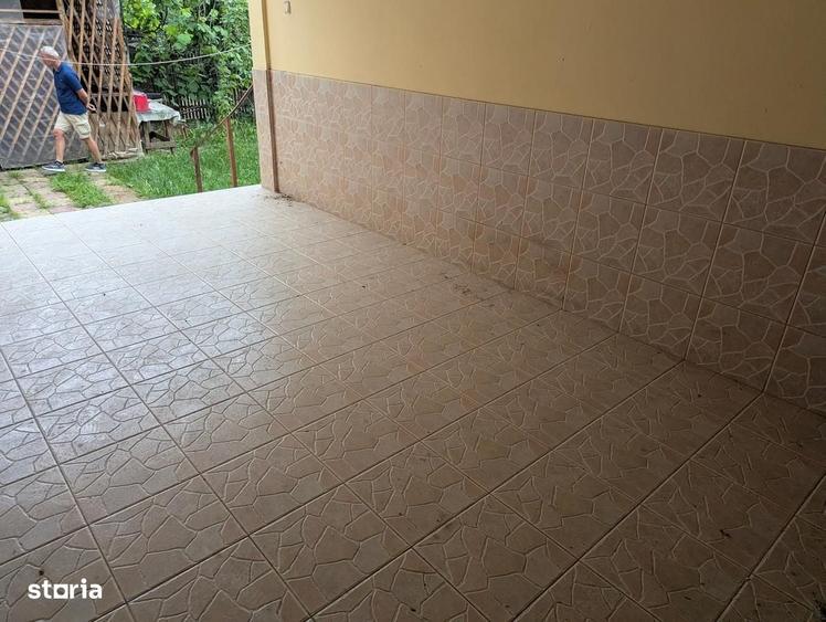 Casă cu 4 camere în Bâldana