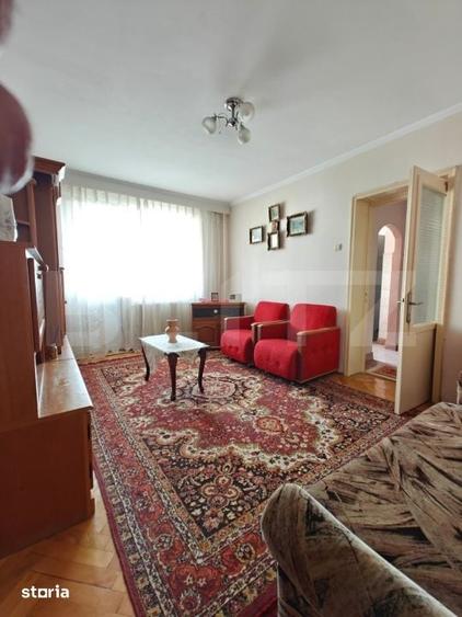Apartament cu 2 camere semidecomandat în Calea București