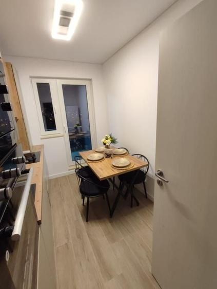 Apartament cu 2 camere decomandat, mobilat în Mihai Bravu
