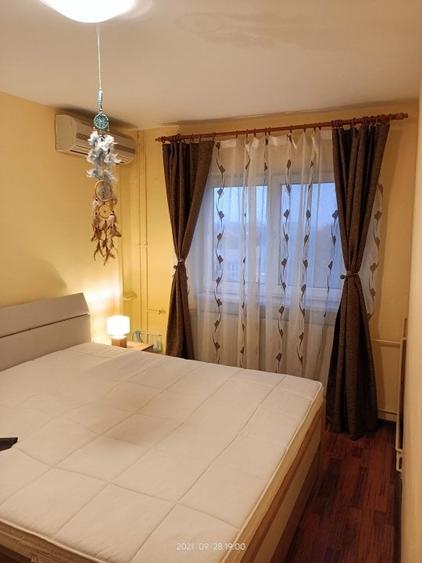 Apartament cu 2 camere semidecomandat, mobilat în Lipovei