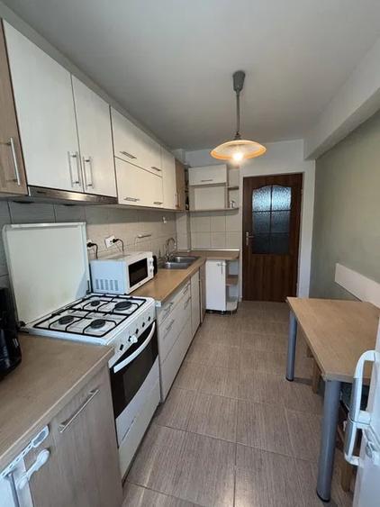 Apartament decomandat, parcare, zona JYSK Floresti - 5