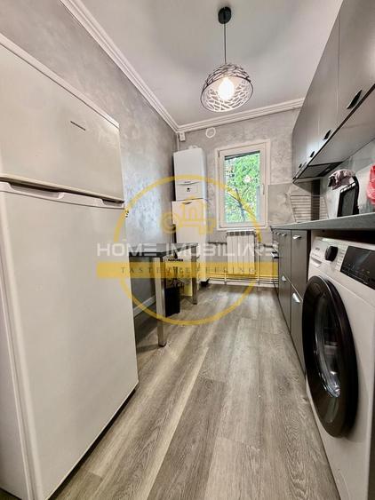 Apartament cu 2 camere semidecomandat, mobilat în Podu Roș