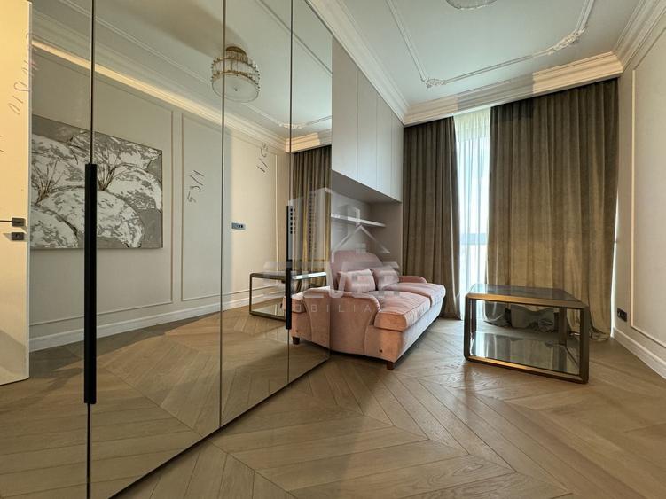 Apartament cu 3 camere semidecomandat, mobilat în Gheorgheni