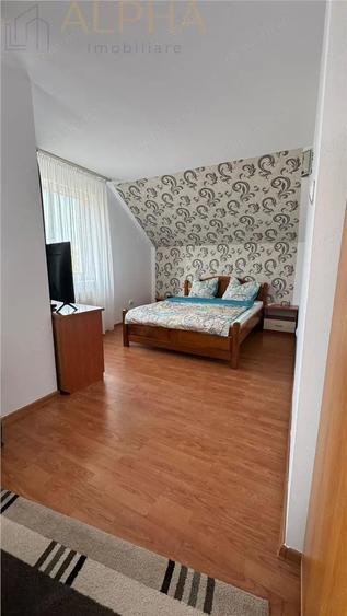 Casă cu 6 camere cu Teren 645 Mp în Unirea