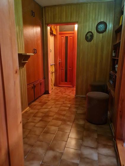 Apartament cu 2 camere decomandat în Vest