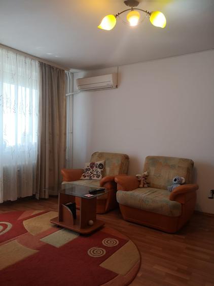 Apartament cu 2 camere semidecomandat în Brâncoveanu