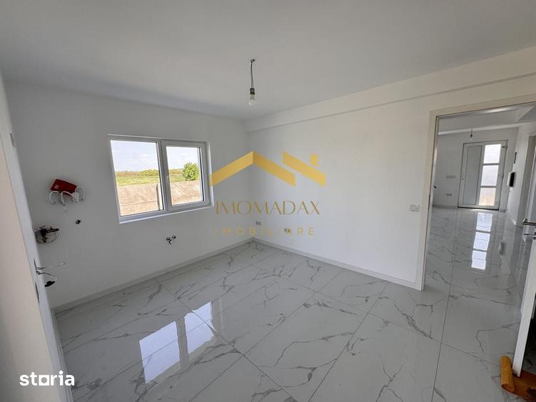 Casă cu 5 camere cu Teren 400 Mp în Bucovăț